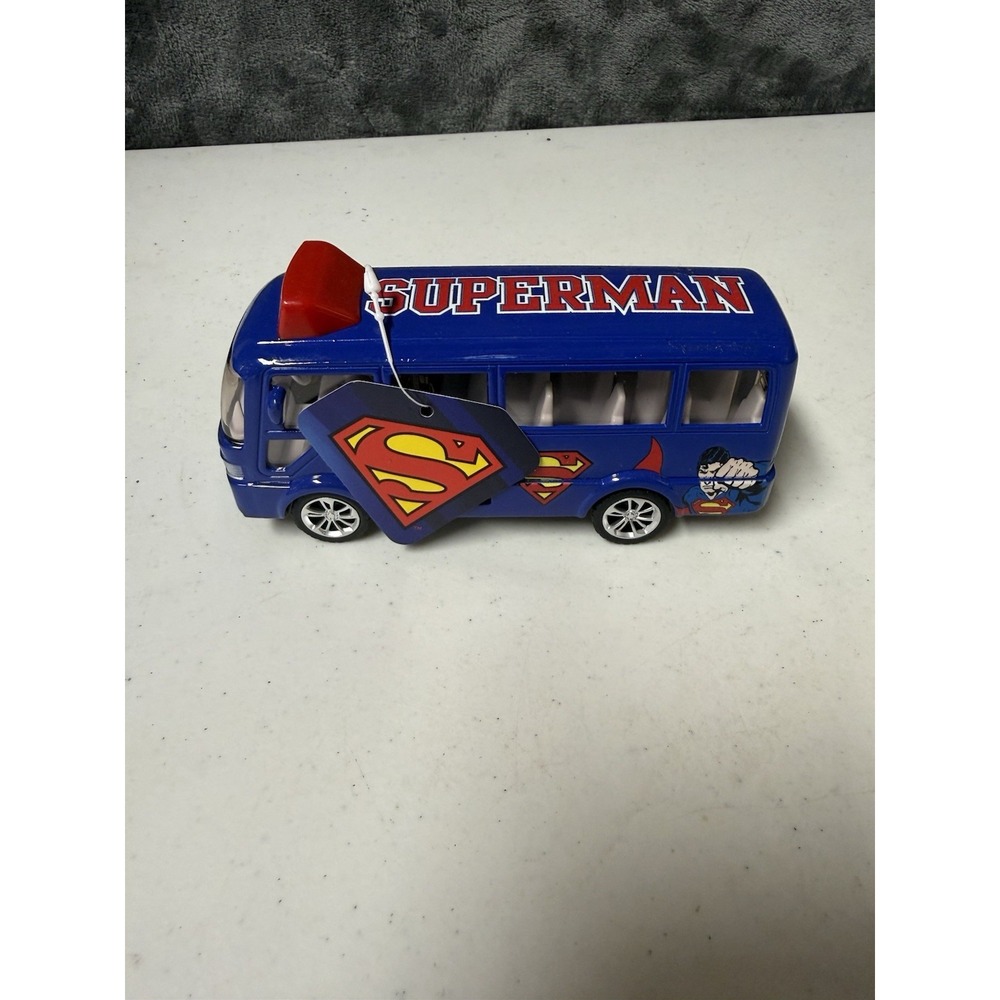 DC COMICS SUPERMAN RARE BLUE DIECAST TOUR BUS 5" PULL BACK DOORS OPEN NEW!